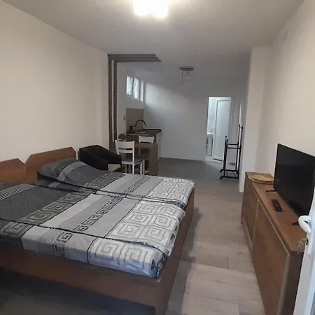 Tija Guest house *