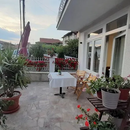 Guest house Tija *